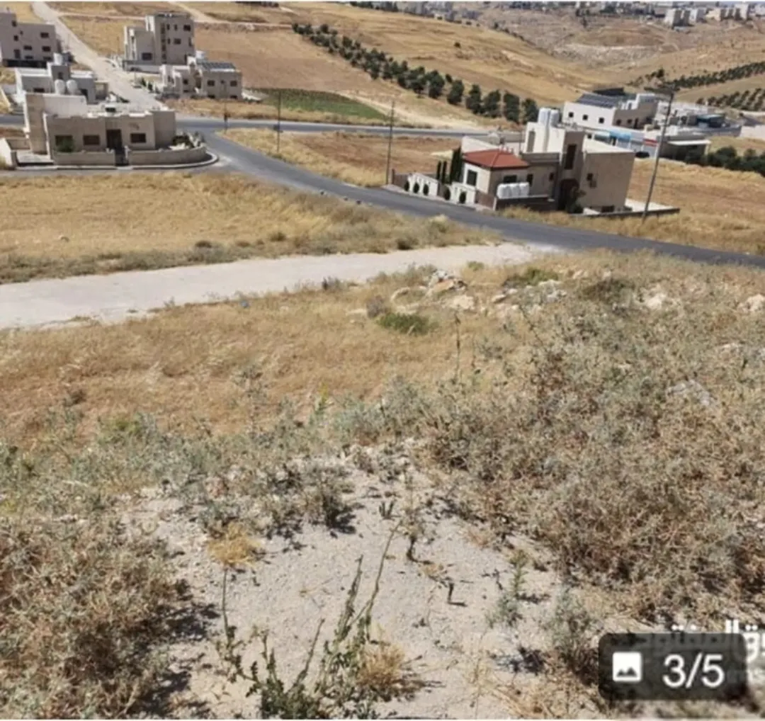 أرض سكنية مميزة للبيع في مرج الحمام