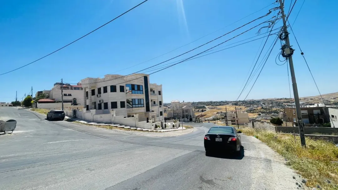 أرض سكنية بمساحة 500 متر في شفا بدران – عيون الذيب