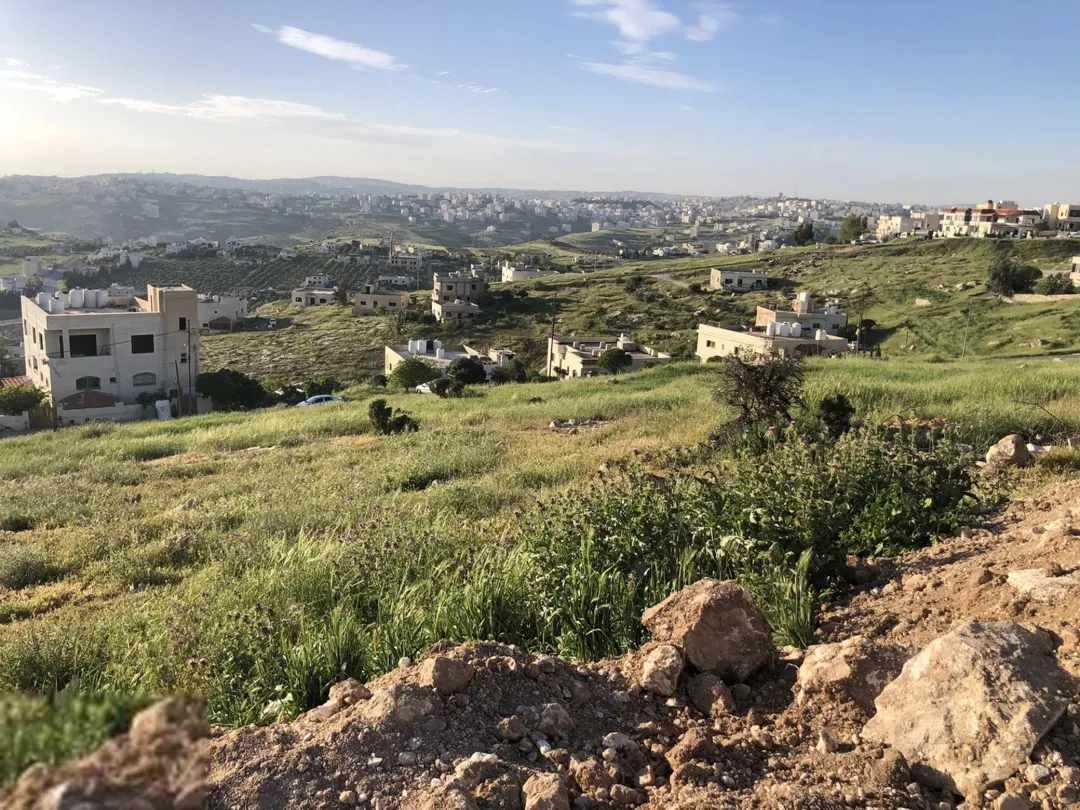 أرض سكنية مميزة للبيع في مرج الحمام