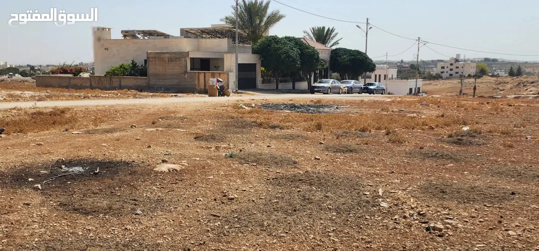 قطعة أرض سكنية مميزة للبيع في منطقة البويضة – ناعور