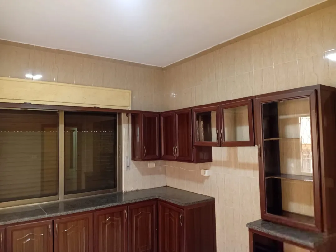 شقة 150 متر – طابق ارضي – المامونية
