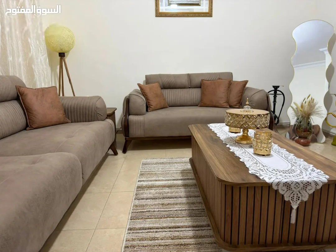 شقة مميزة مفروشة بالكامل للإيجار في الجاردنز