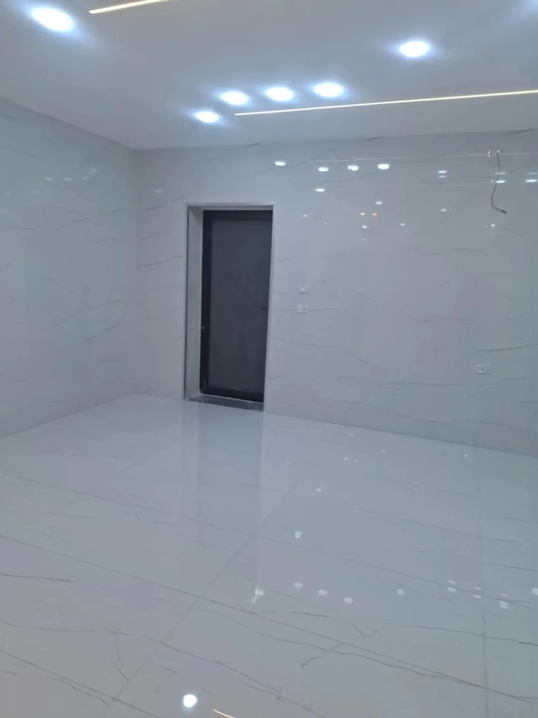 شقة فاخره للبيع في أبو علندا أسكان الكهرباء مباشرة في أجمل منطقة في أسكان الكهرباء مطلة