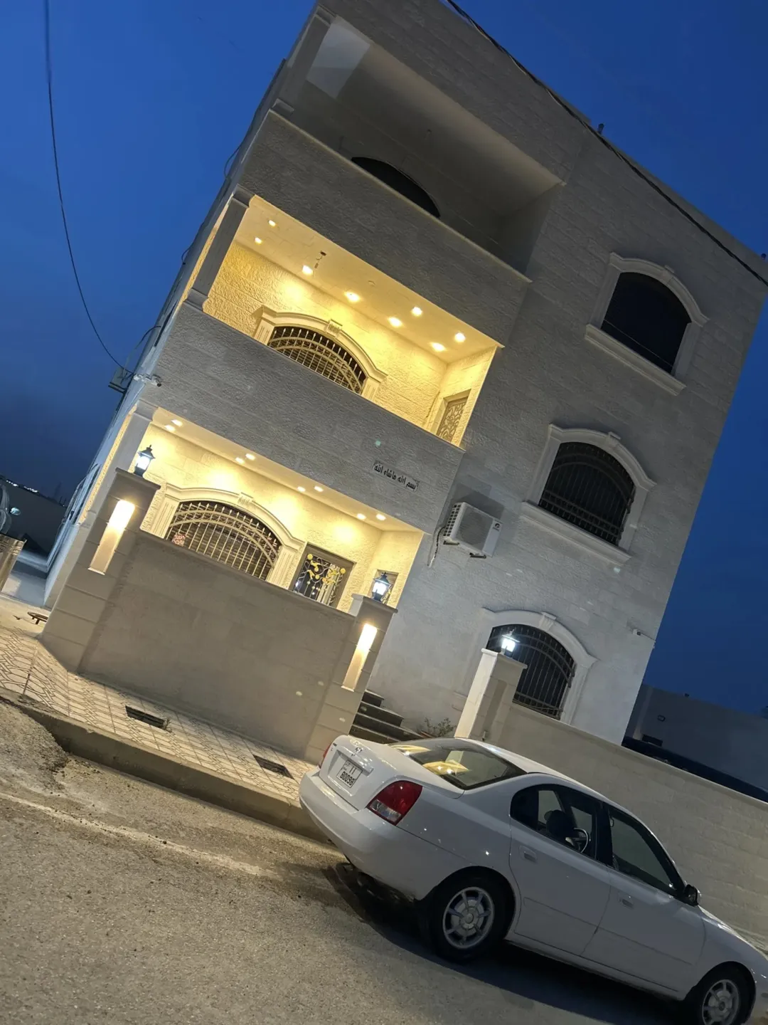 أرض سكنية مميزة للبيع في ضاحية الأميرة إيمان – قرية سالم