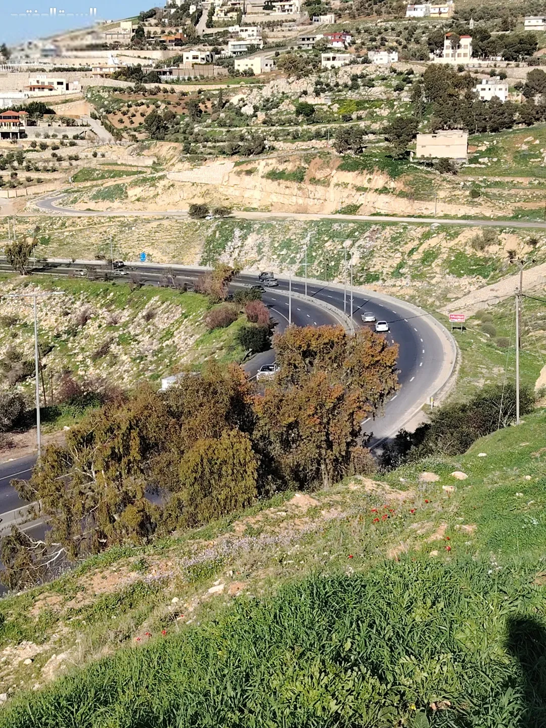 من أجمل اطلالت المصطبة 4700م موقع مميز اجمل اطلالات أرض مستوية سعر الدونم 28000