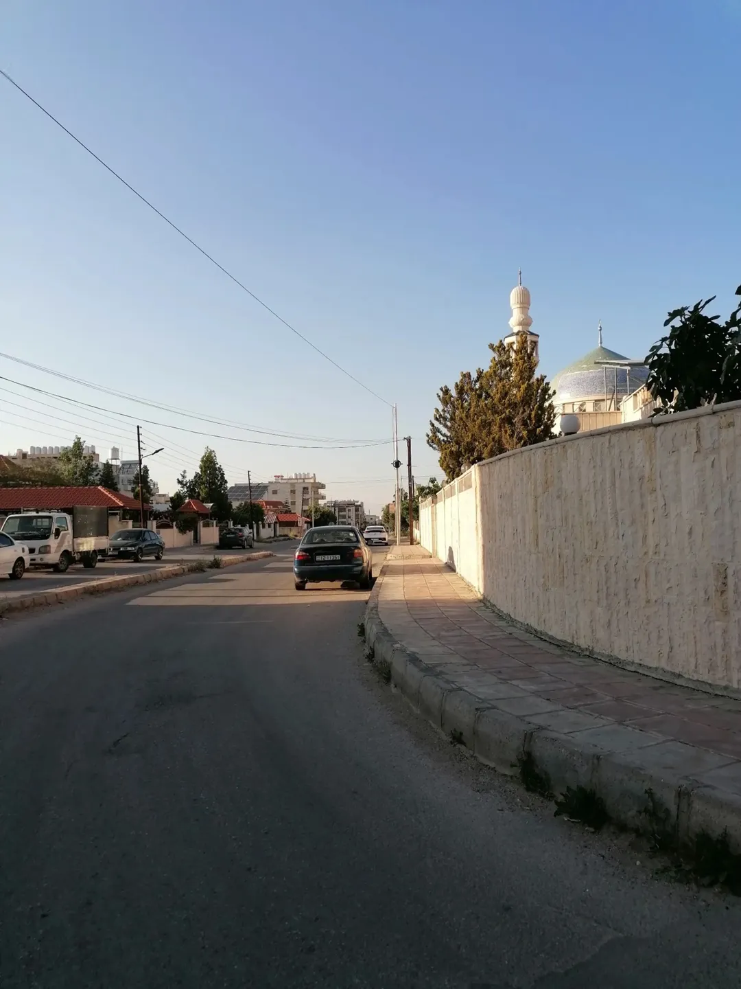 فيلا فخمة للبيع اربد الحي الشرقي مباشرة