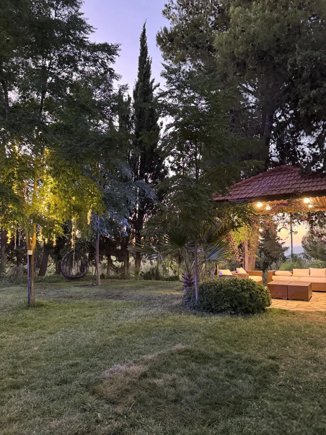 فرصة استثمارية نادرة Abu Hassan Getaway مشروع ضيافة واستجمام قائم السلط