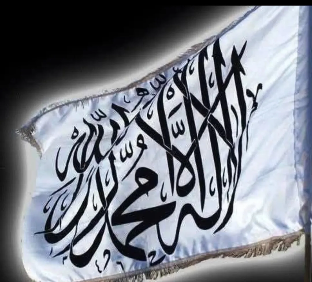 بيت طابقين نزول دوار الحاووز يقع بجوار دكانة جنة الرحمن