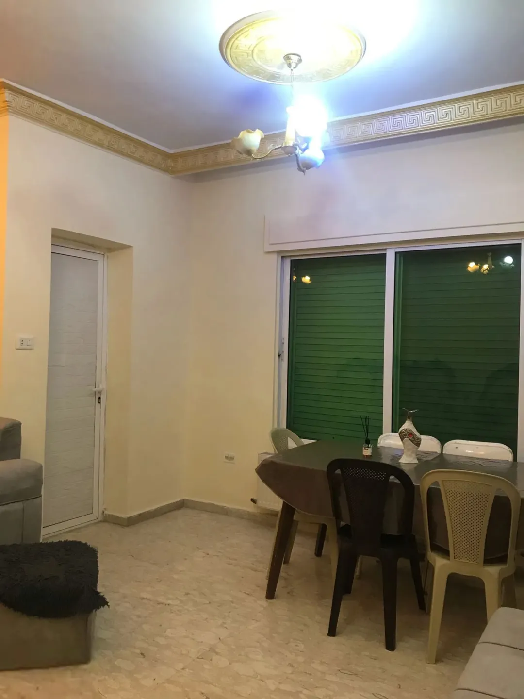 شقة مفروشة فاخرة في قلب الجاردينز | ID 736465