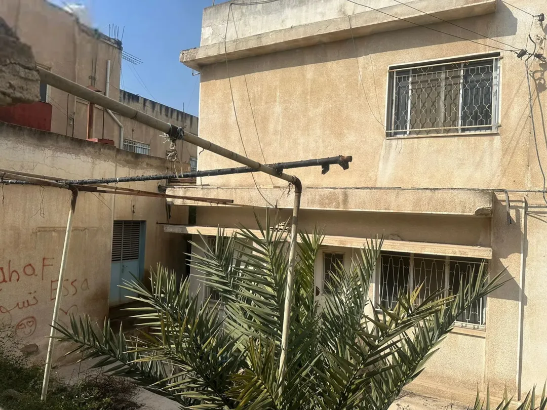 منزل مستقل طابقين للبيع في جبل الحسين قطعة أرض 1 دونم عمارة