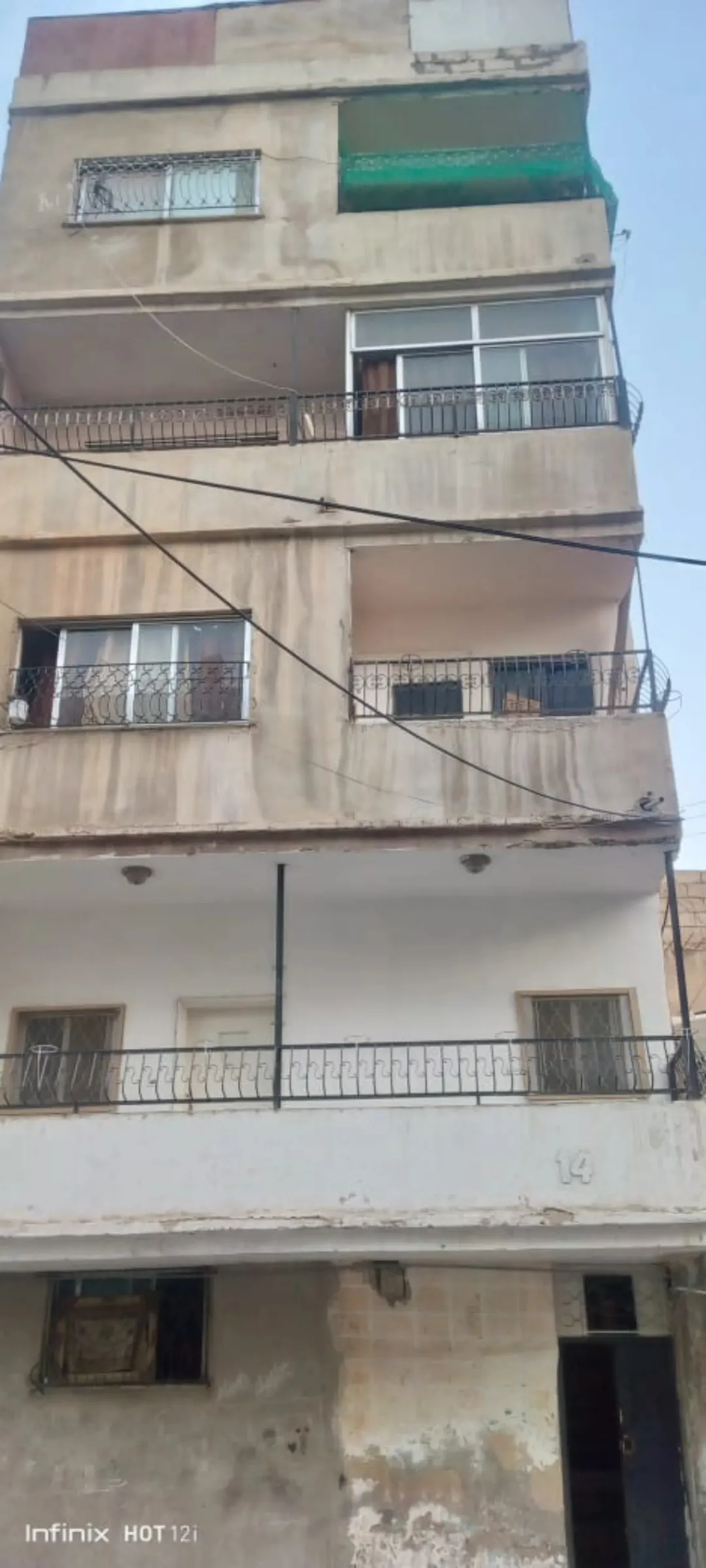 عمارة للبيع في الزرقاء