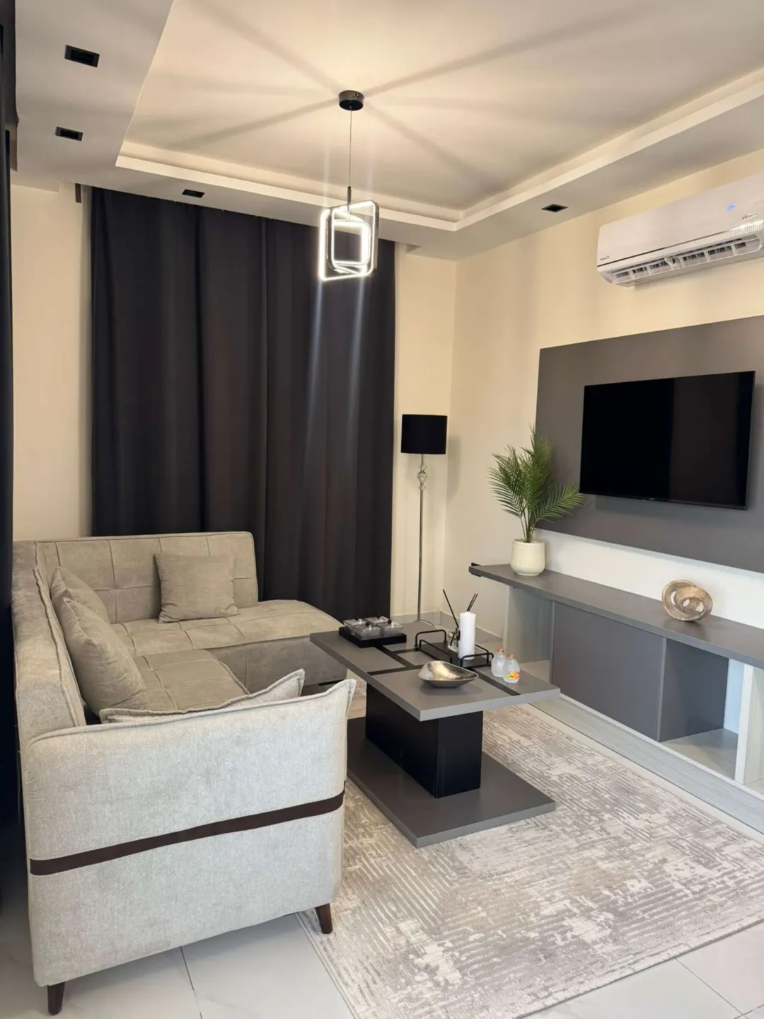 استوديو مفروش يومي في شارع الجامعة