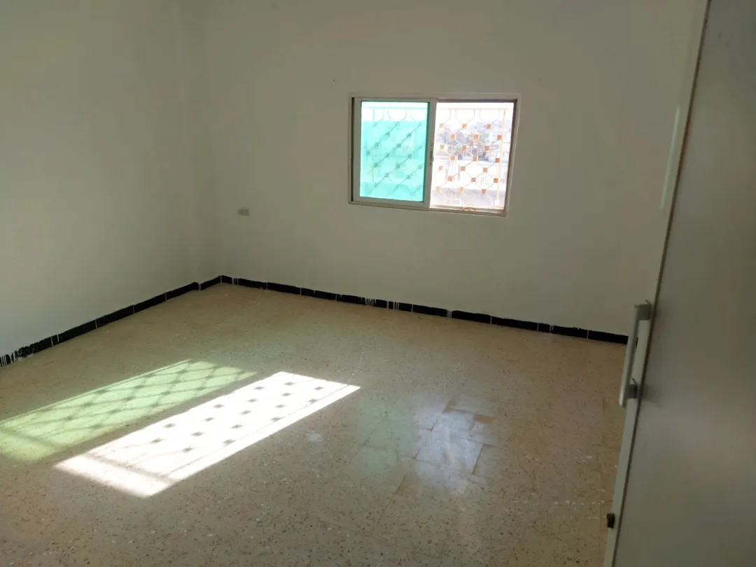 عمارة سكنية للبيع في المفرق – الحي الهاشمي