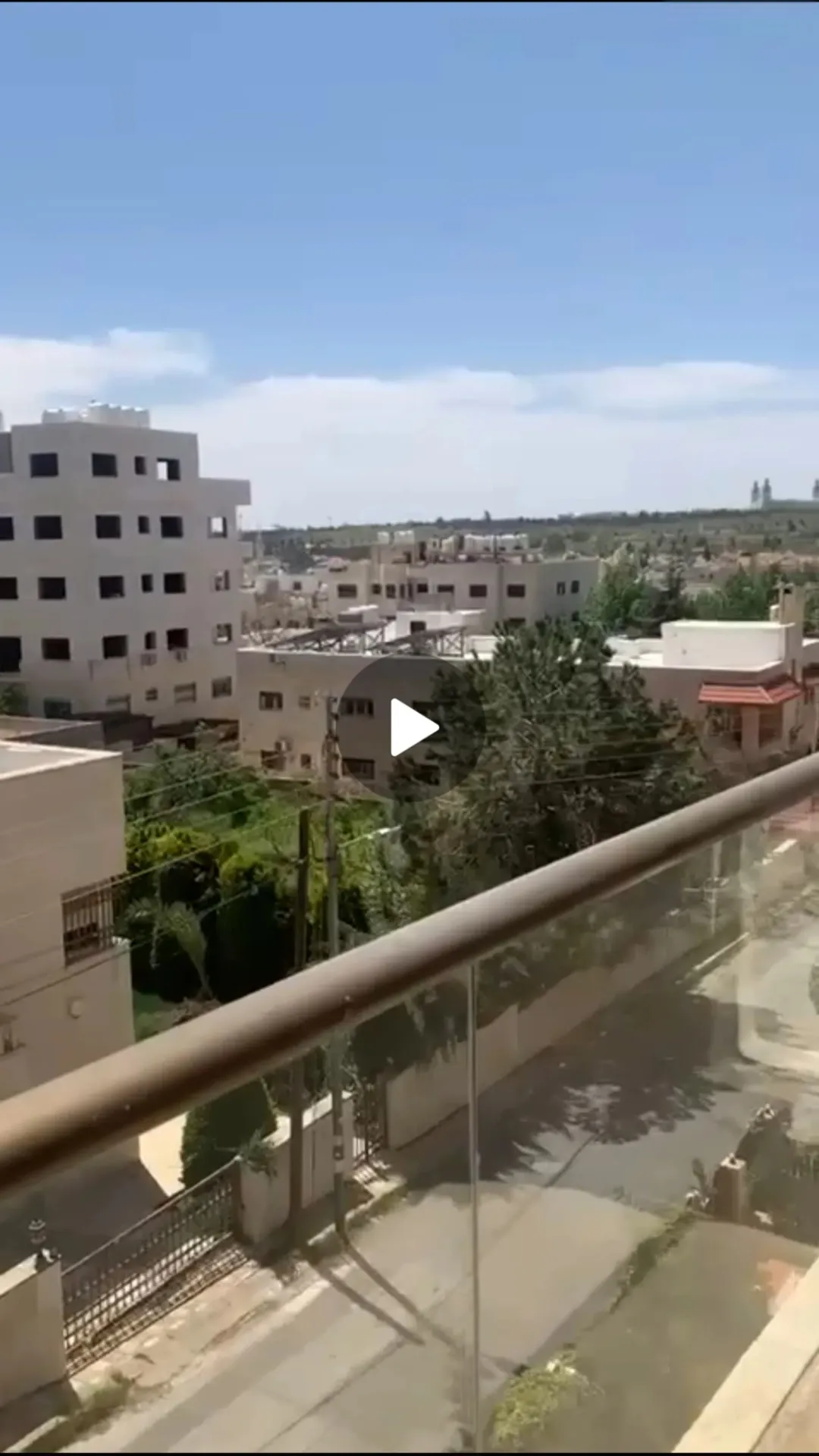 شقة سوبر ديلوكس مع اطلاله رائعة في اجمل احياء خلدا