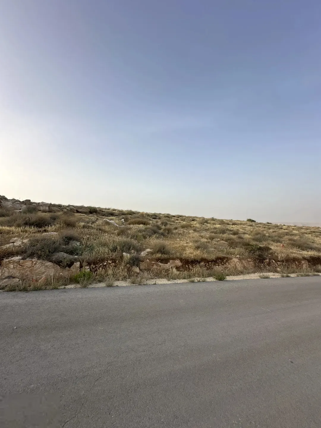 فُرصة العُمر لبناء منزل الأحلام ( منطقة بيرين حوض الحبل ) الإطلالة الأجمل في بيرين منطقة (قصور وفلل)
