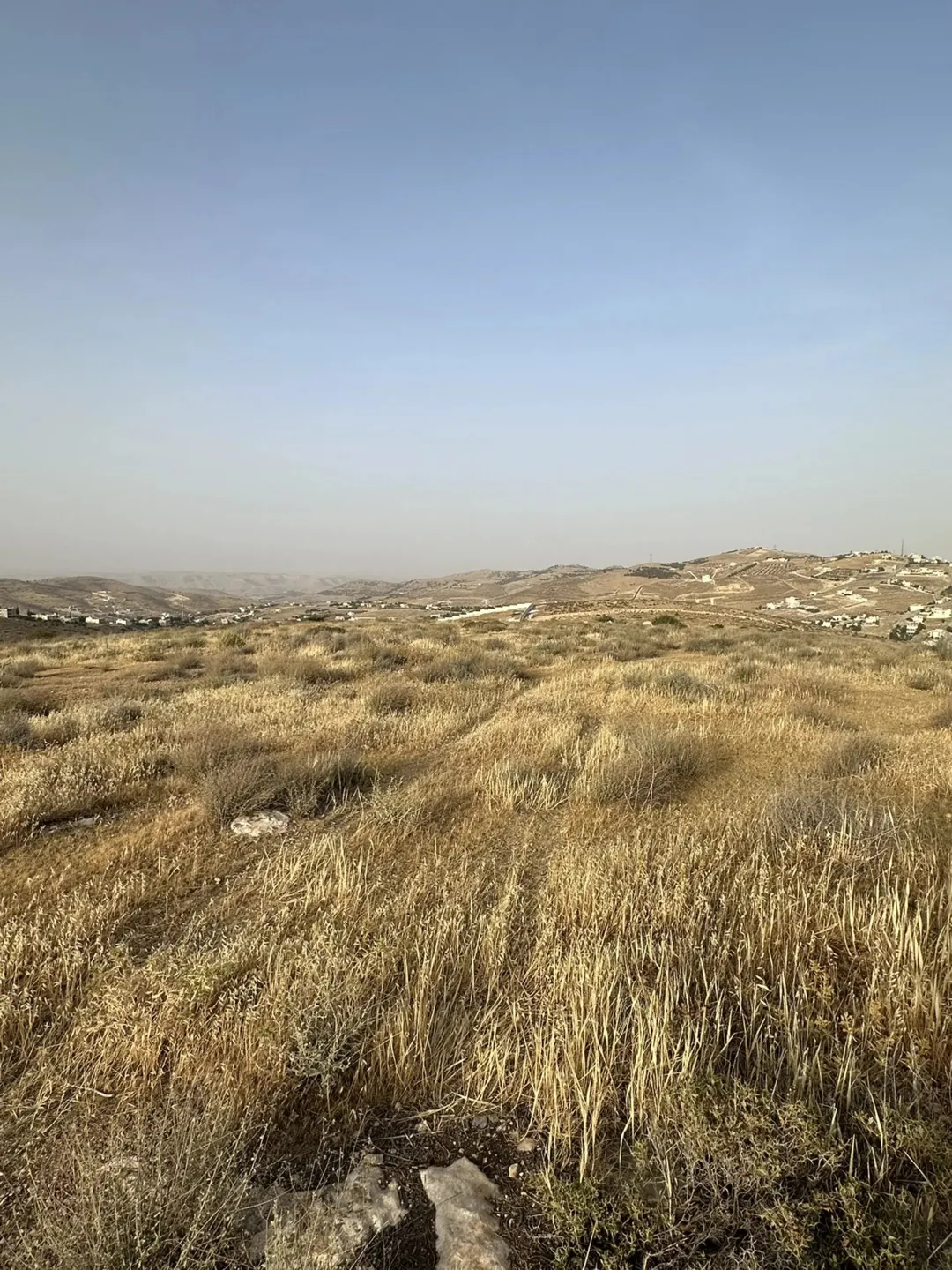 فُرصة العُمر لبناء منزل الأحلام ( منطقة بيرين حوض الحبل ) الإطلالة الأجمل في بيرين منطقة (قصور وفلل)
