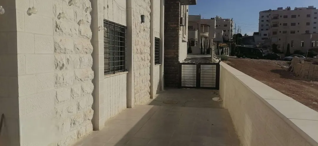 شقة عائلية مفروشة فاخرة جديدة للإيجار في طبربور – عمان الاردن | ID 616282