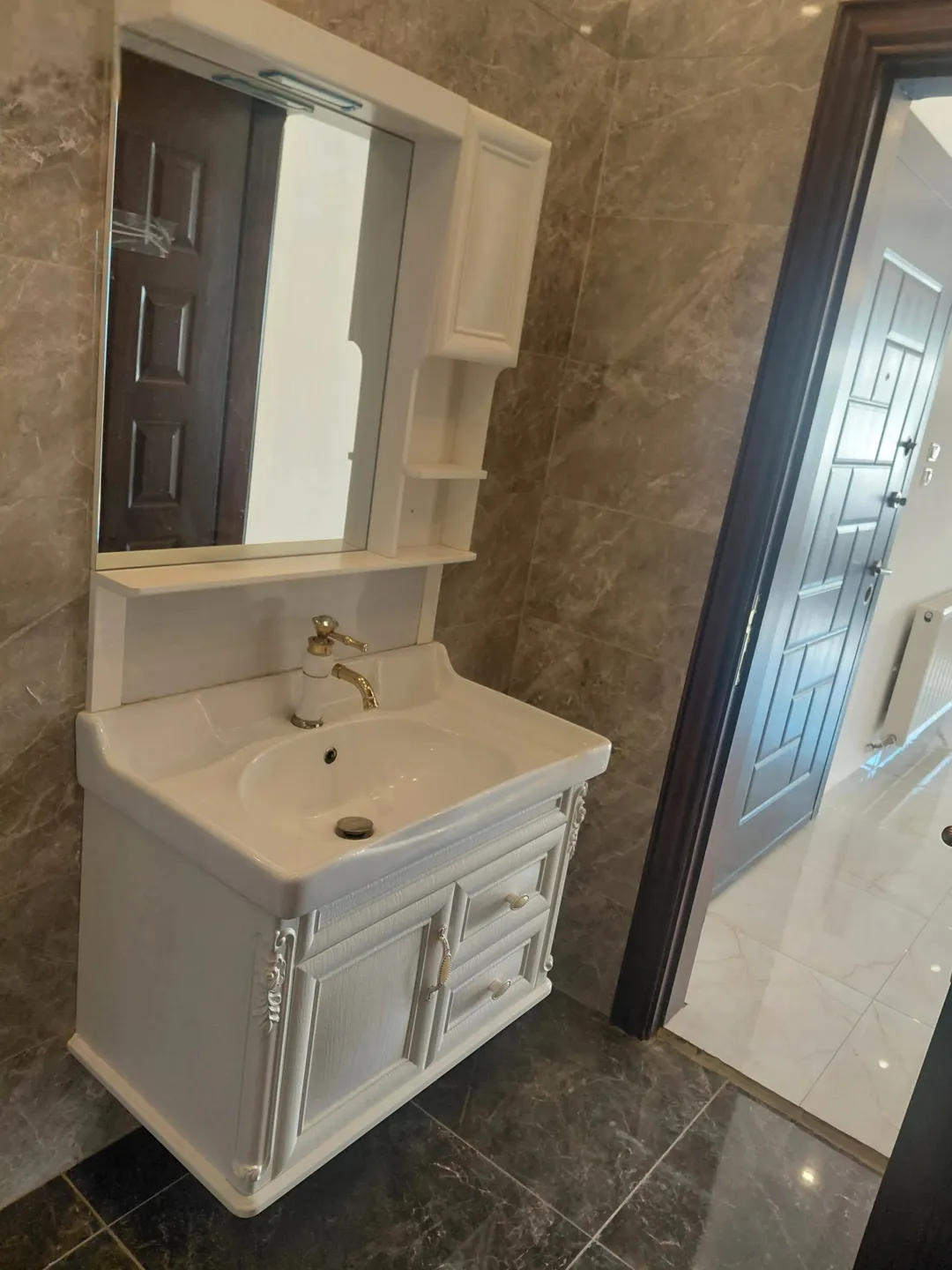 شقه للبيع ارقى مناطق عرجان جديده تشطيبات مميزه