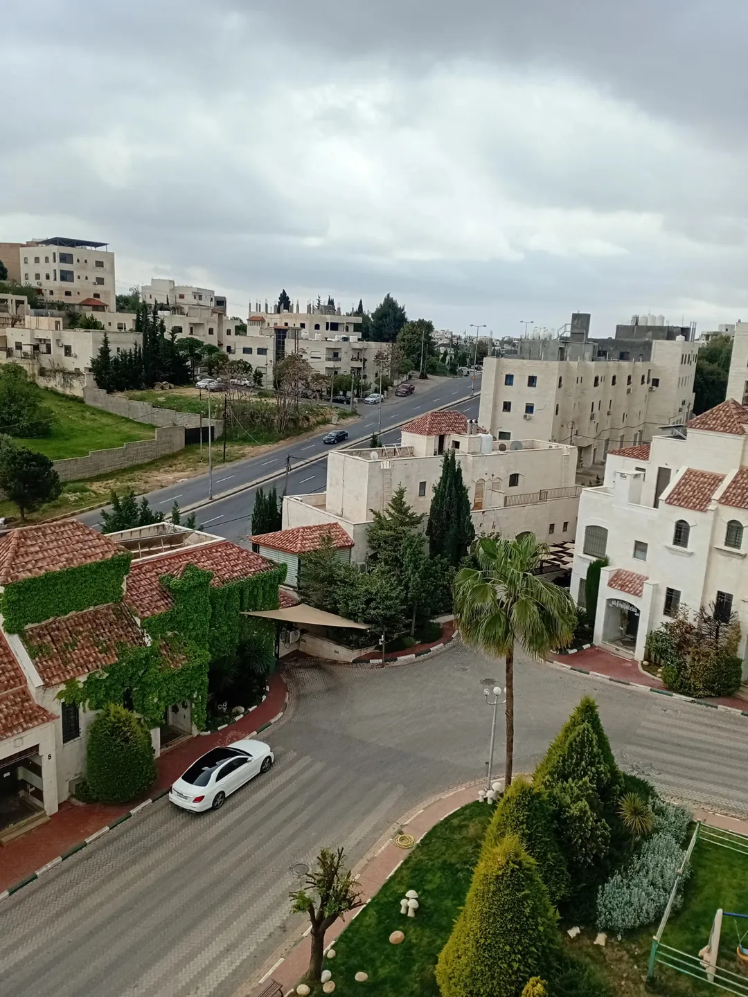 فيلا مستقله داخل مجمع كامباوند التواصل فقط واست