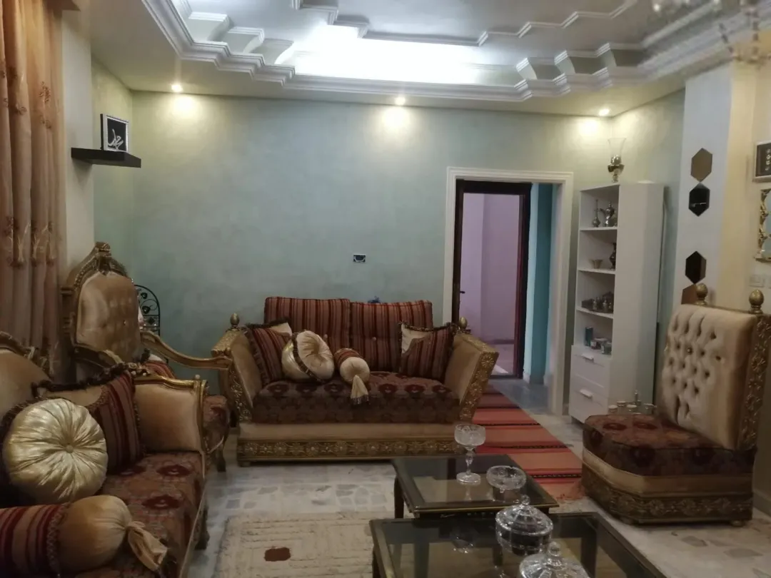 شقة طابقية فاخرة للبيع في الزرقاء – التطوير الحضري