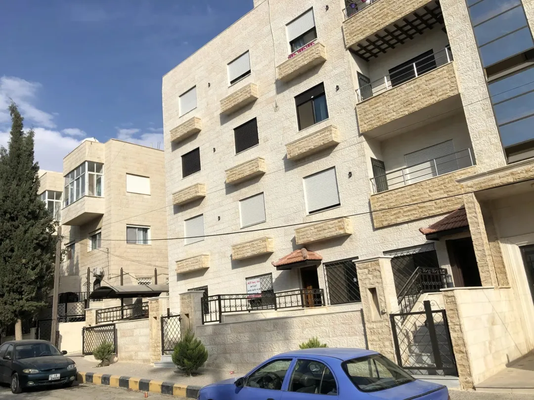 شقة ارضية 140 متر الدوار السابع مباشرة بدون وسطاء.