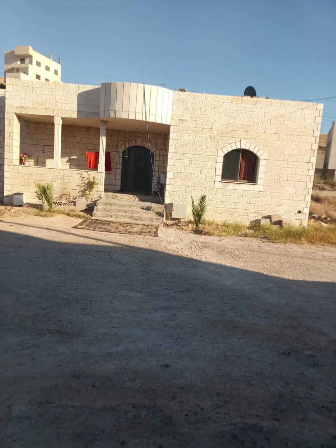 منزل للبيع في منطقة البيضاء – عمان