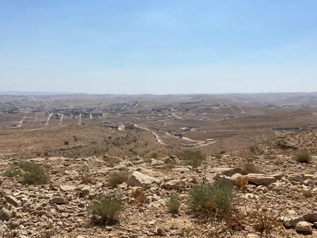 أرض زراعية للبيع في الزرقاء – شومر بإطلالة بانورامية مميزة