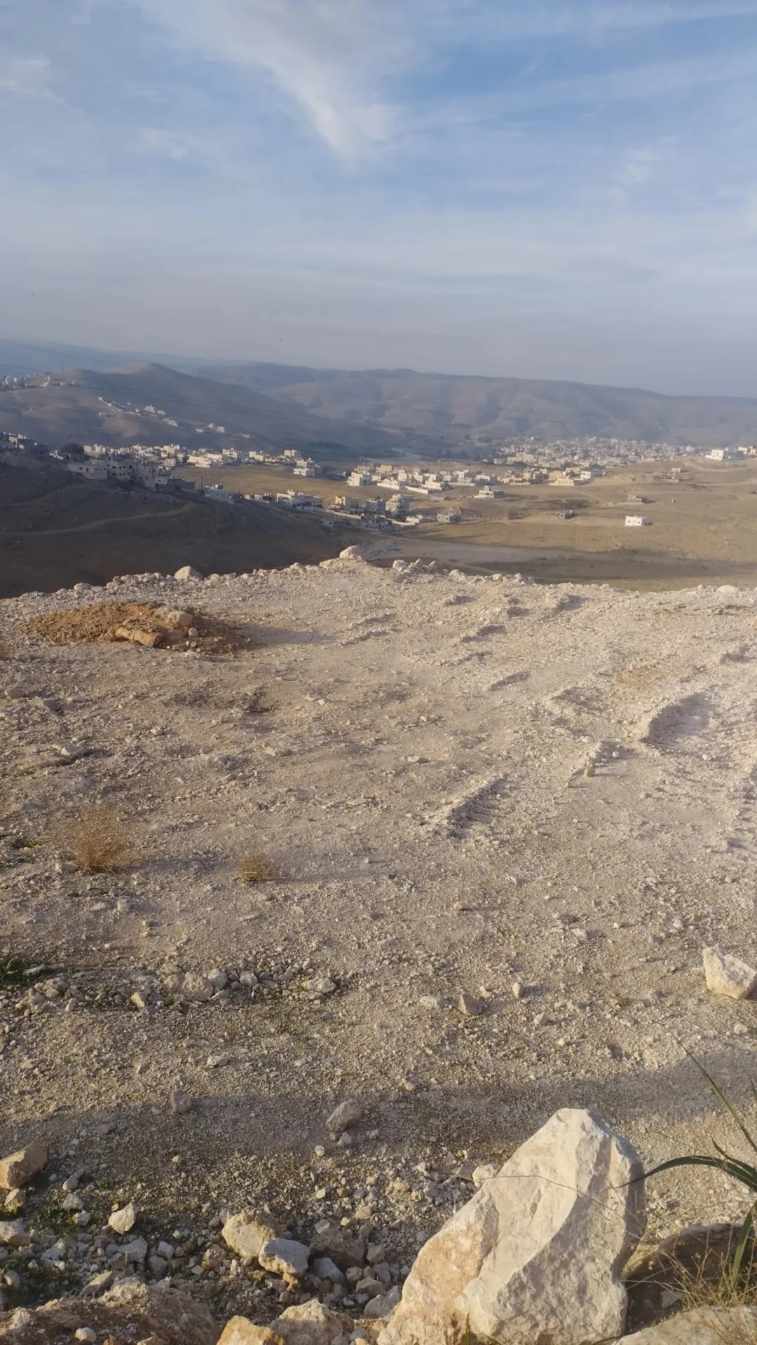 قطعة أرض ساحرة في البتراء الجنوبية للبيع مباشرة