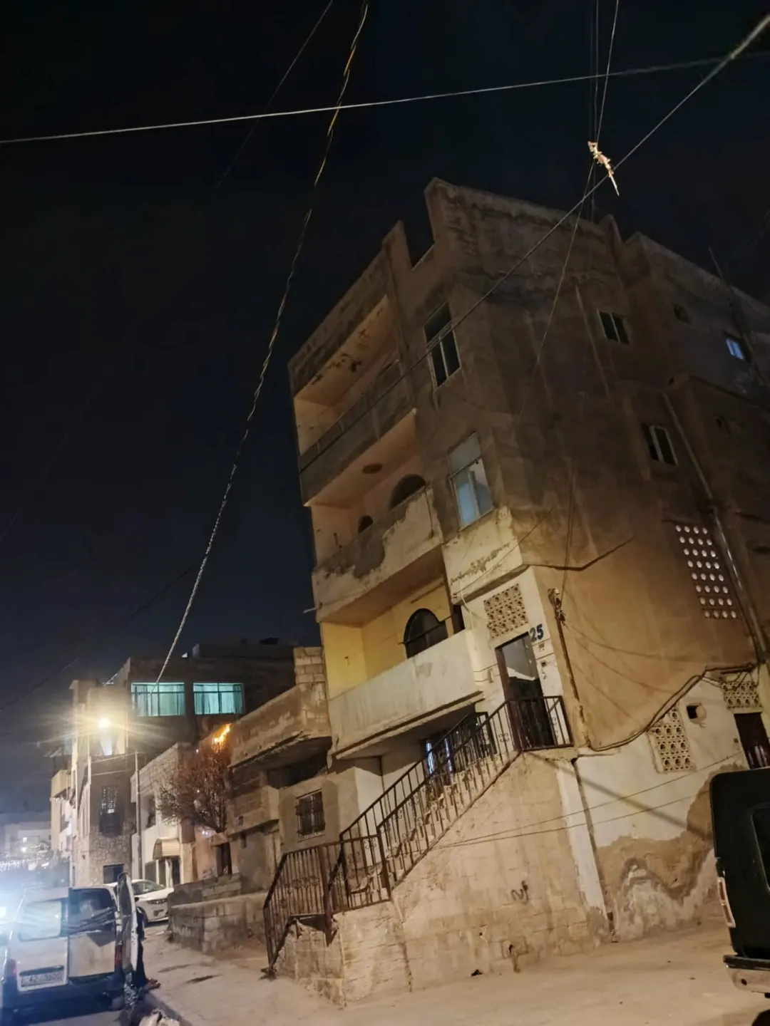 عمارة سكنية للبيع في الرصيفة – الزرقاء