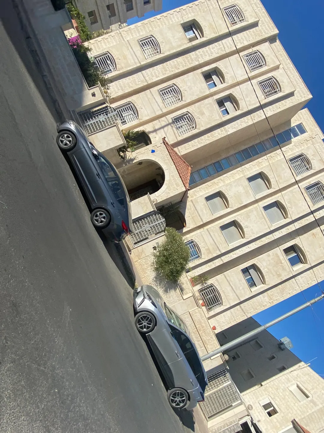 شقة فارغة للبيع مباشرة