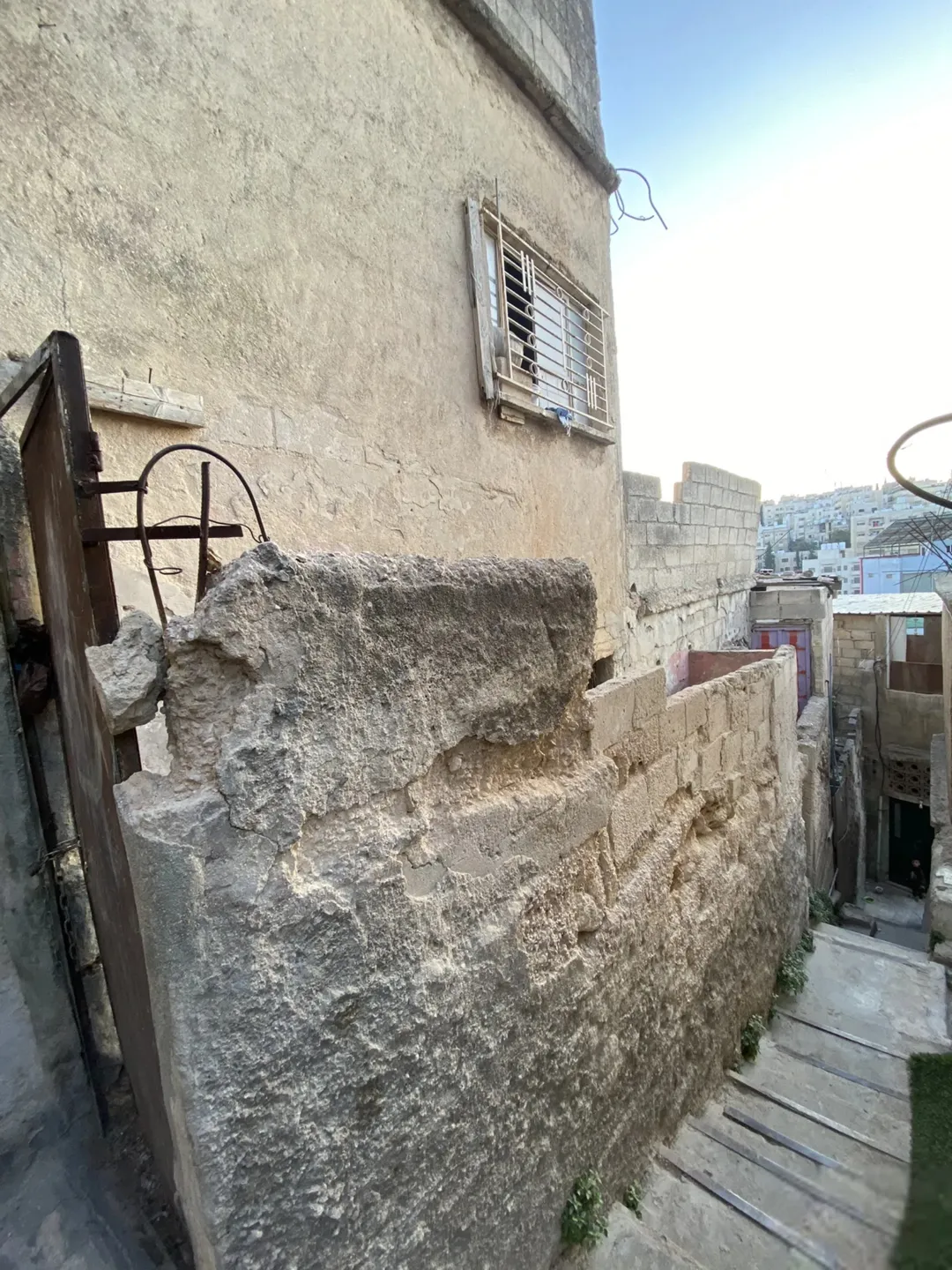 أرض للبيع في جبل النزهة – عمان