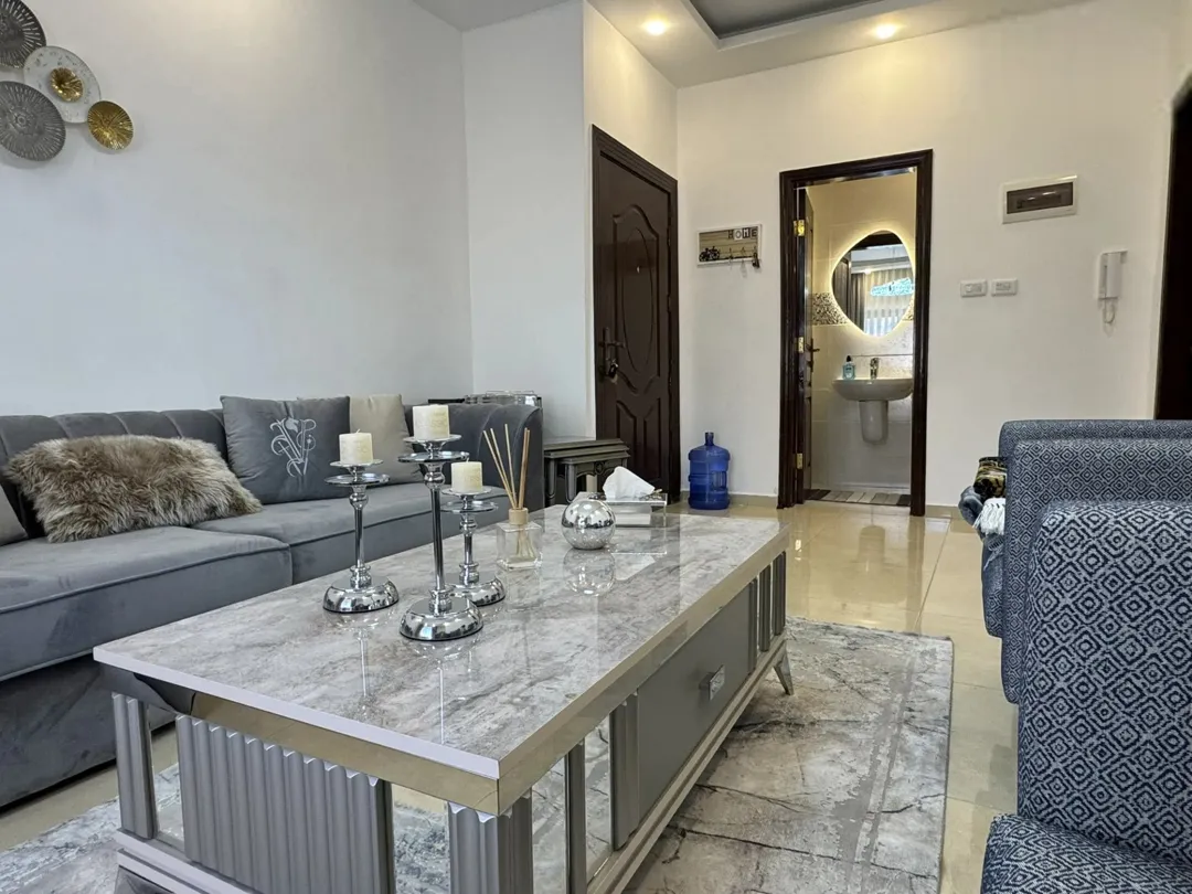 شقة مفروشة فاخرة للبيع في ضاحية الرشيد – عمان