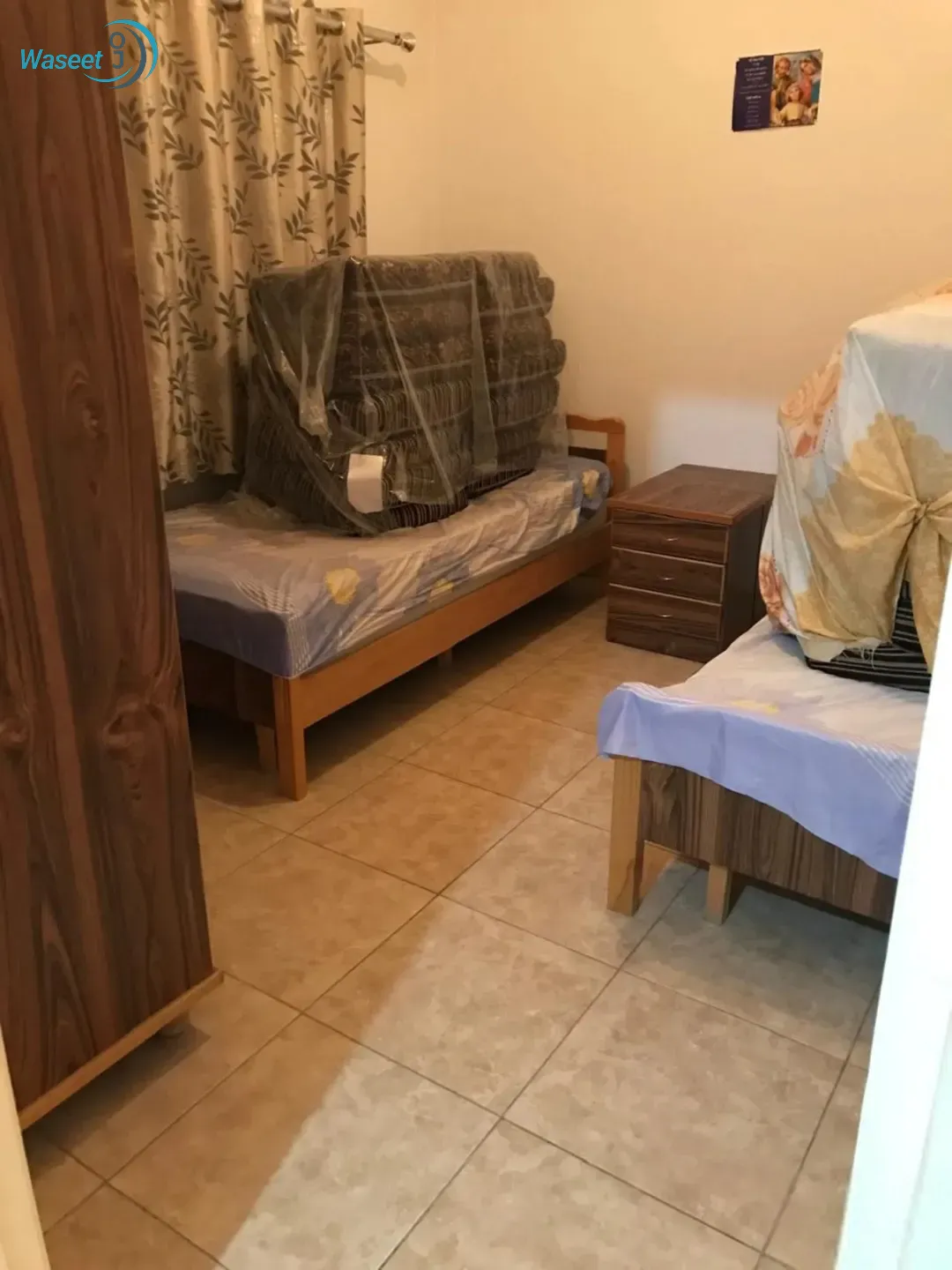 شقه ارضيه مميزه ونضيفه جداً