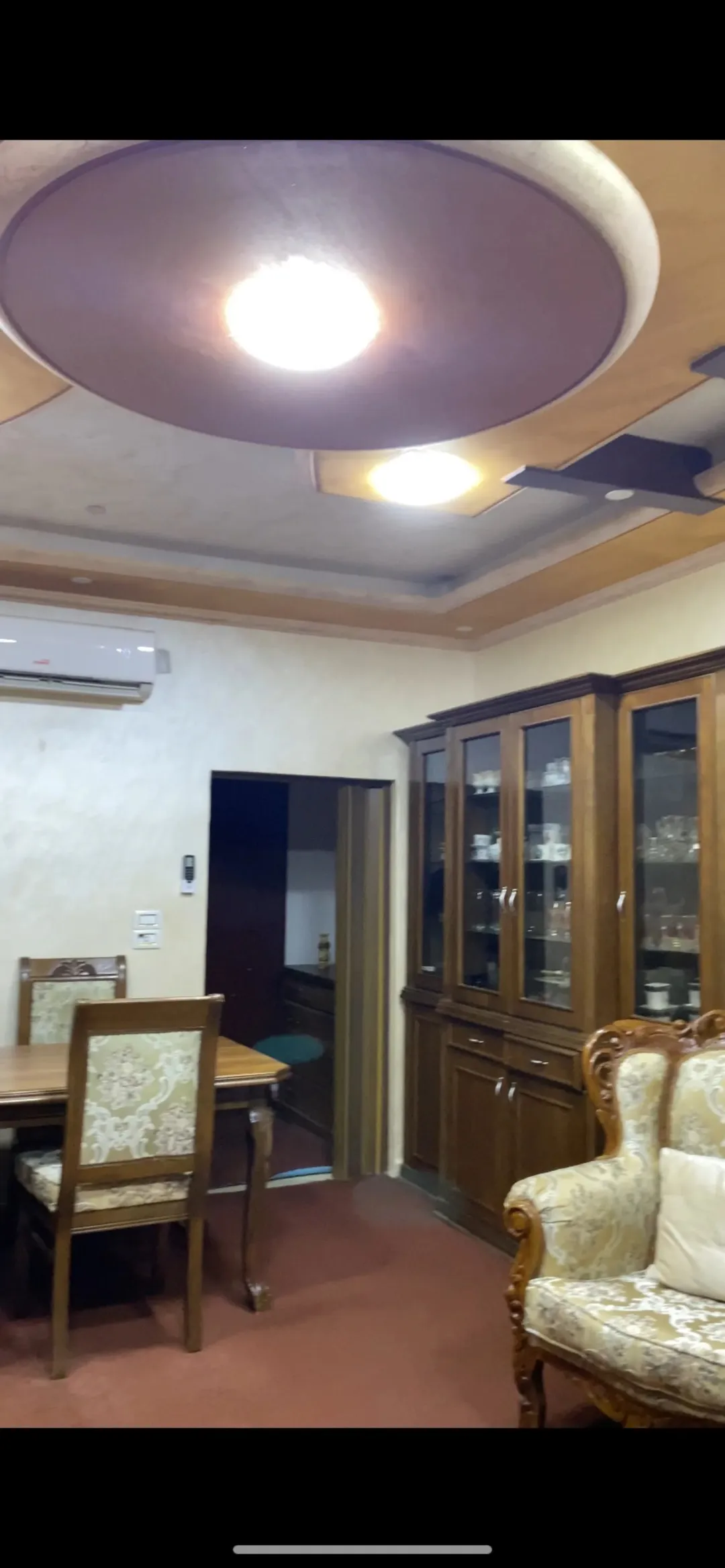 بيت مستقل للبيع المفرق الحي الهاشمي بجانب مدرسة و روضة التمام