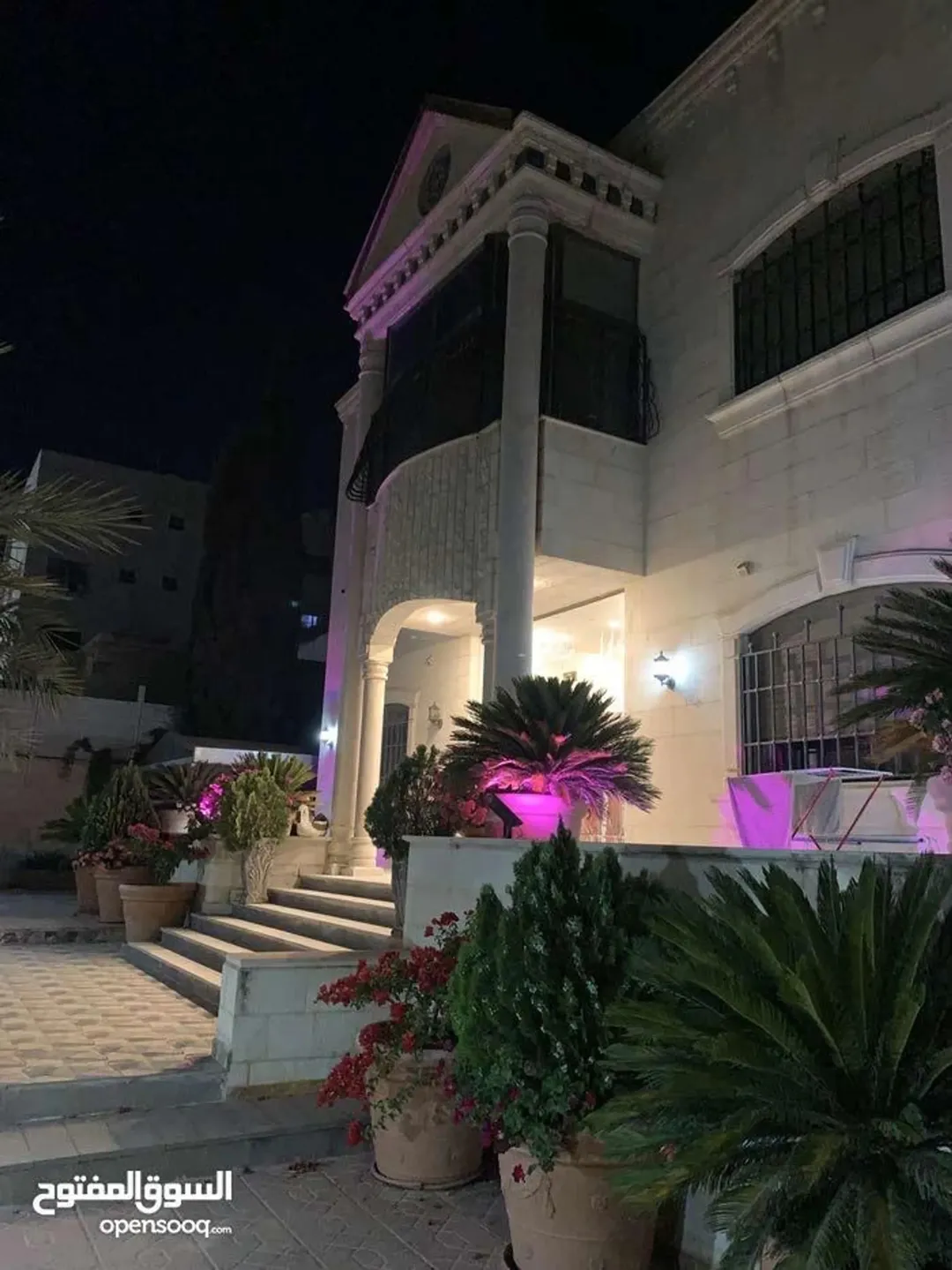 فيلا مستقلة للبيع بسعر مغري مباشرة