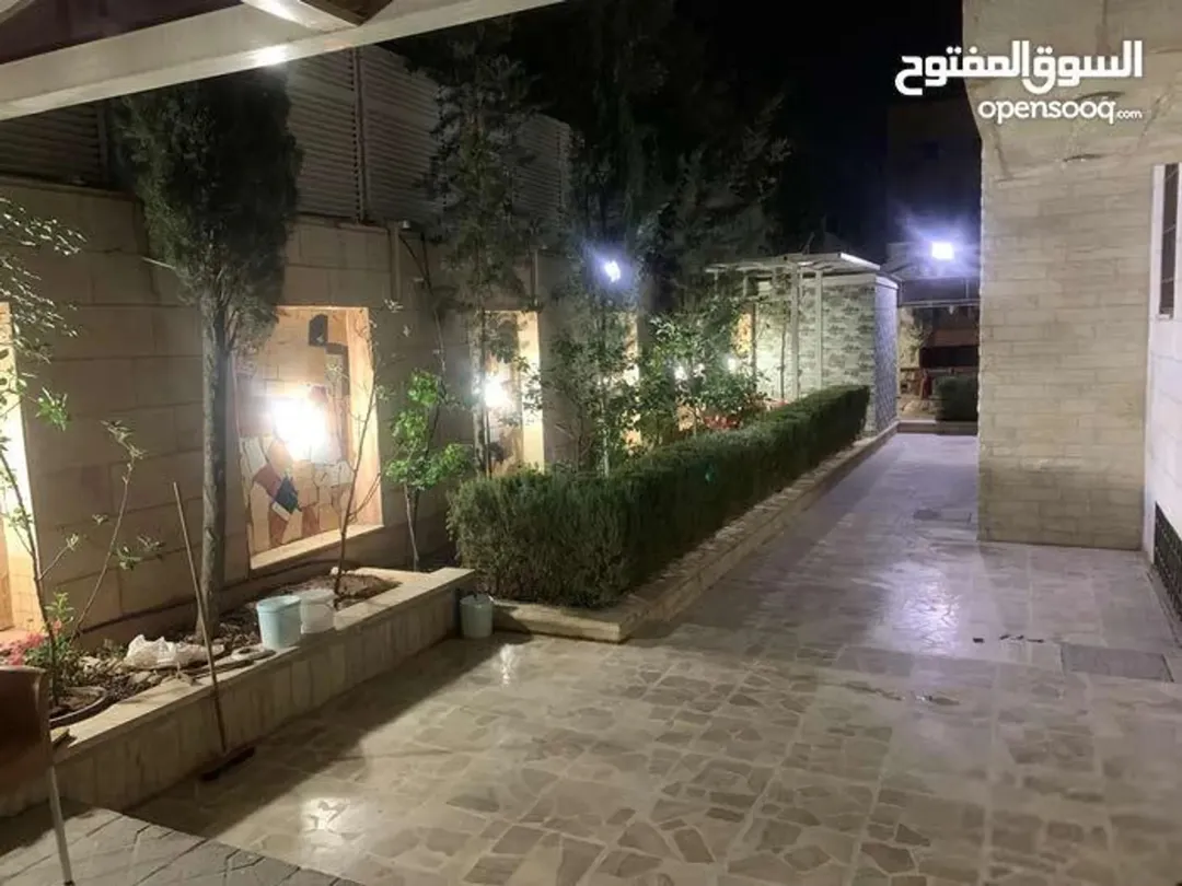 فيلا مستقلة للبيع بسعر مغري مباشرة