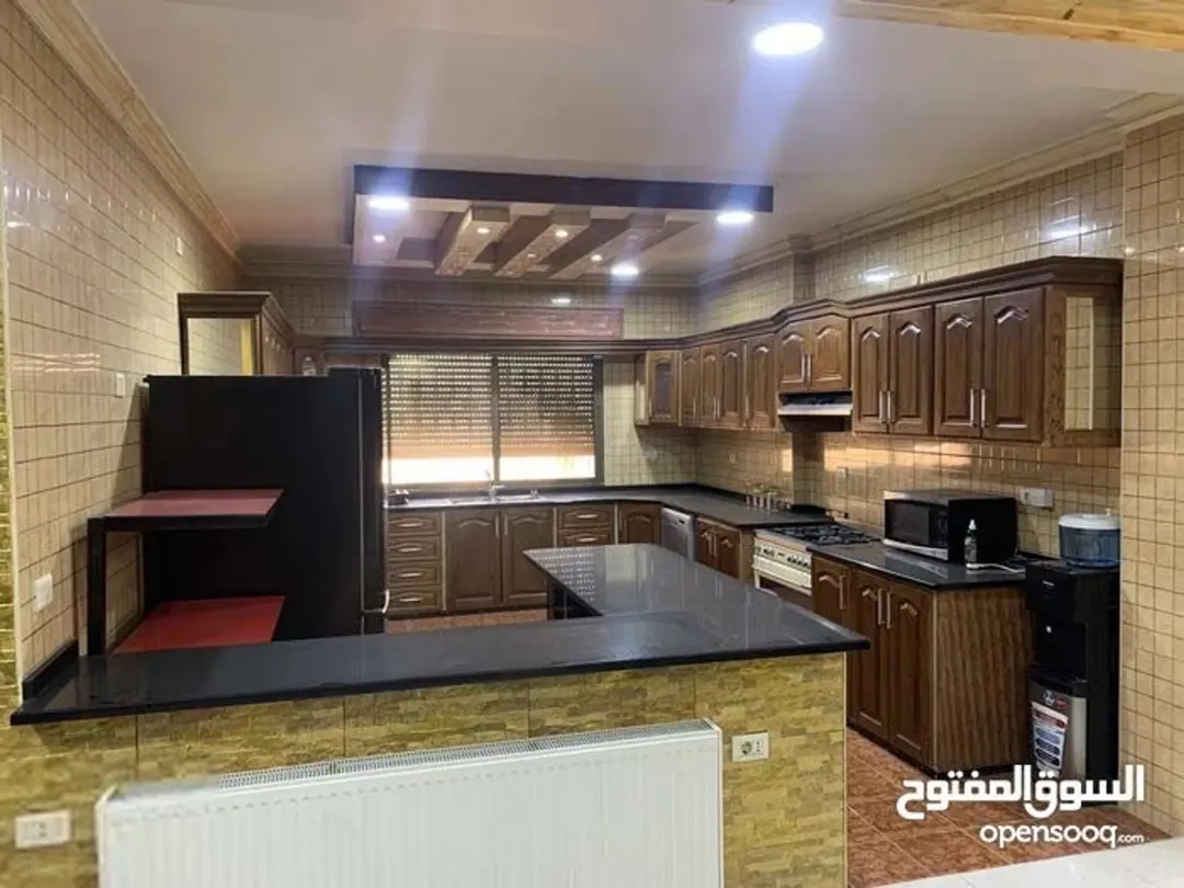 فيلا مستقلة للبيع بسعر مغري مباشرة