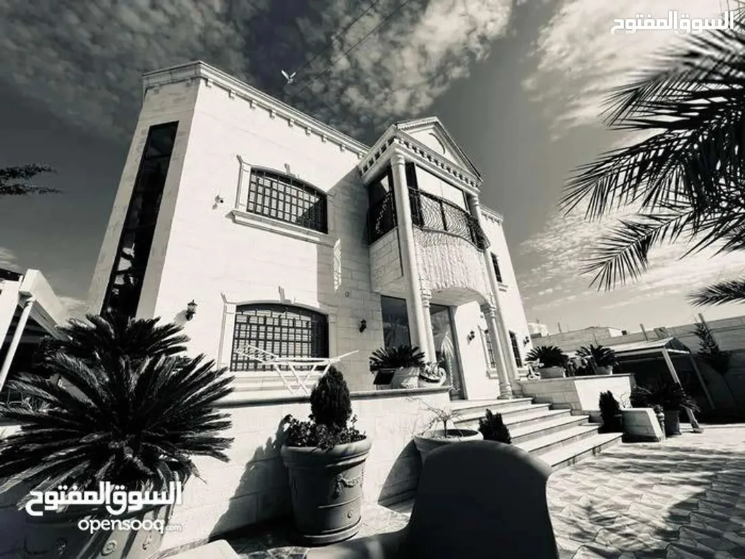 فيلا مستقلة للبيع بسعر مغري مباشرة