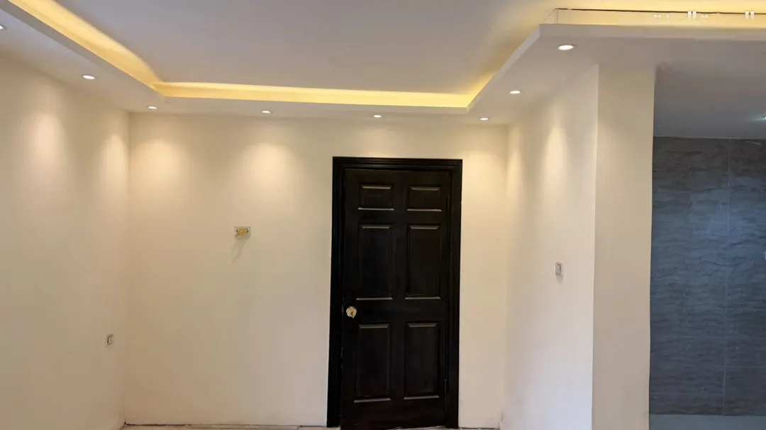 عمارة للبيع سكني مع تجاري مرخص بسعر حرررق