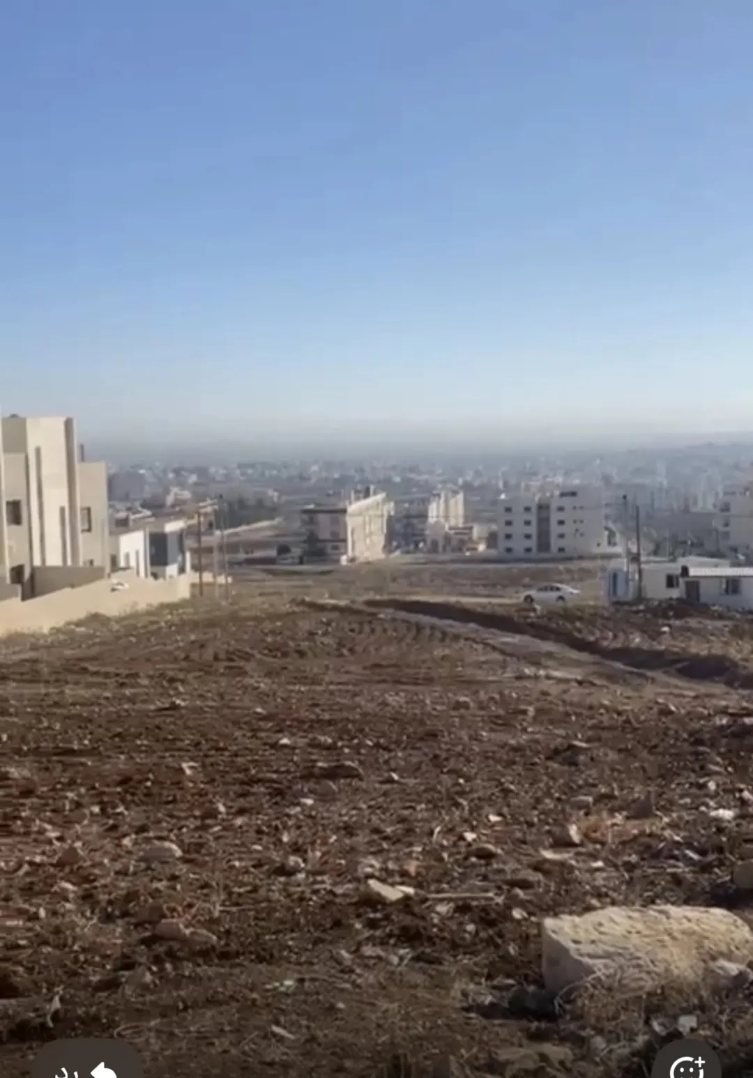 قطعة أرض للبيع في قلب اربد الحصن