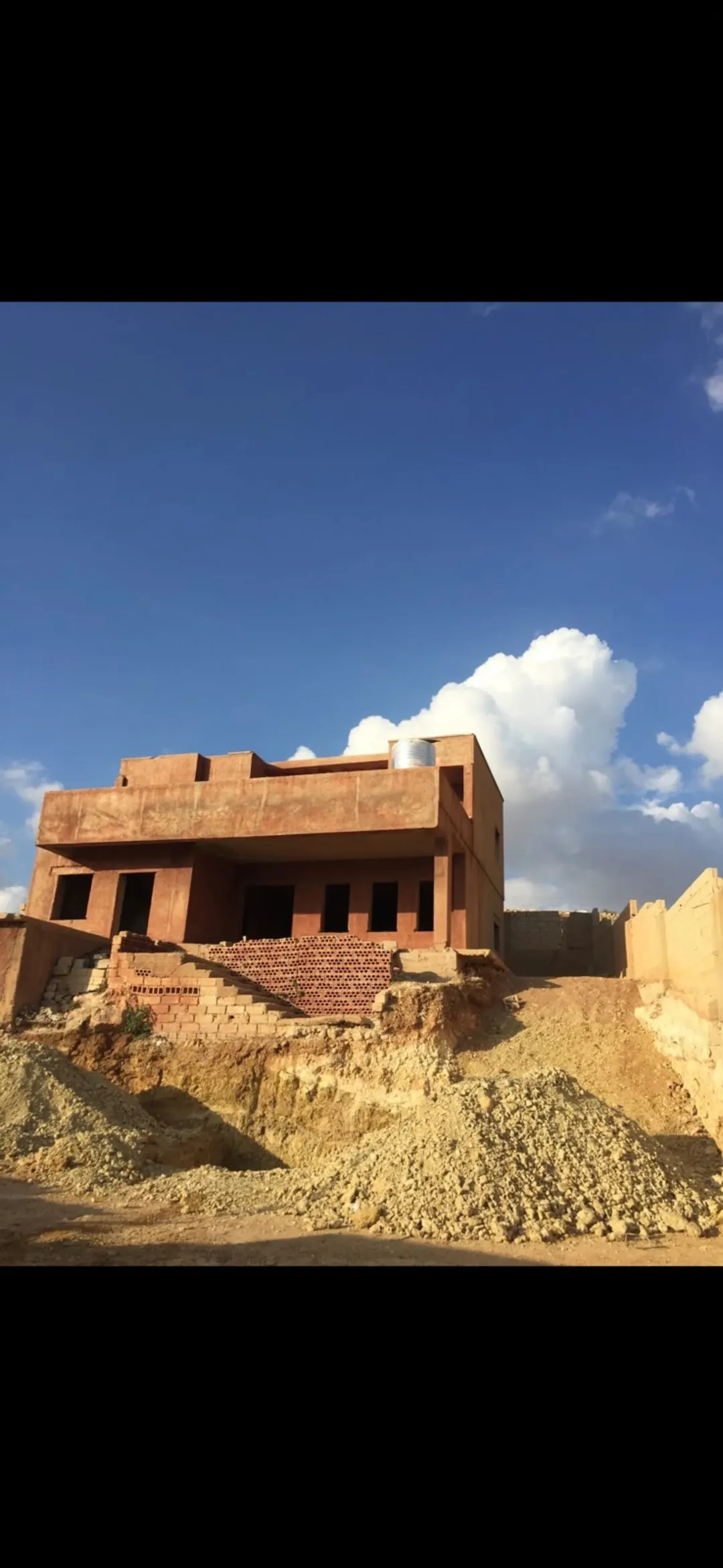 أرض مع فيلا عظم بإطلالة ساحرة على البحر الميت في سيل حسبان