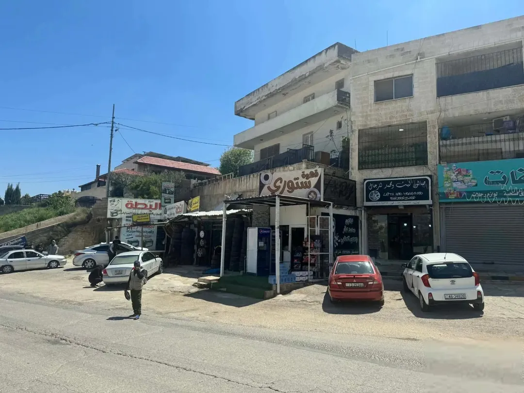 عمارة تجارية للبيع