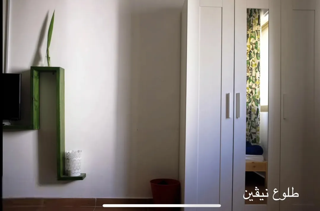 3 استوديوهات مفروشة للبيع في شارع الجامعة الأردنية – موقع استثماري مميز