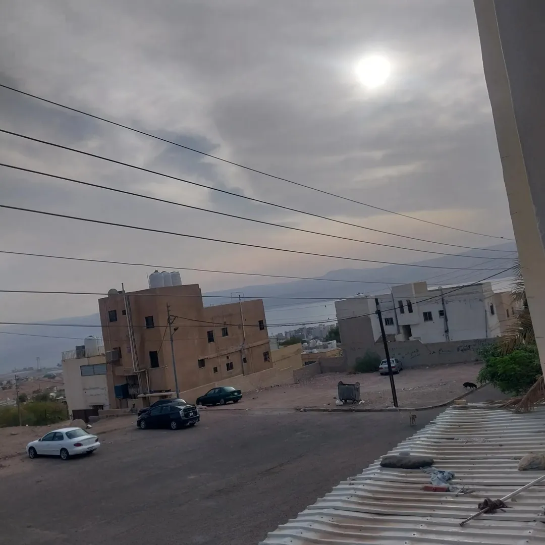 عمارة سكنية مميزة للبيع في منطقة الخزان