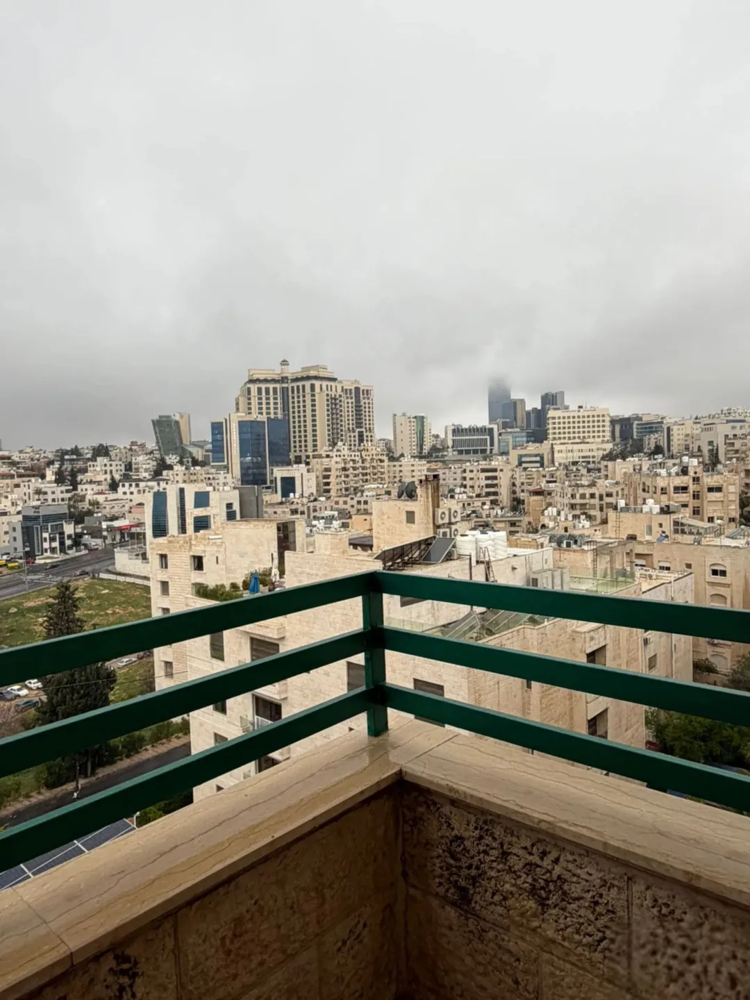 شقة فاخرة للبيع في دوار الخامس تصميم عصري