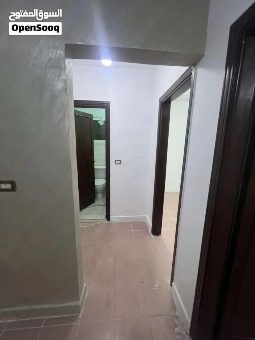 شقة استثمارية للبيع في شارع الجامعة – إربد