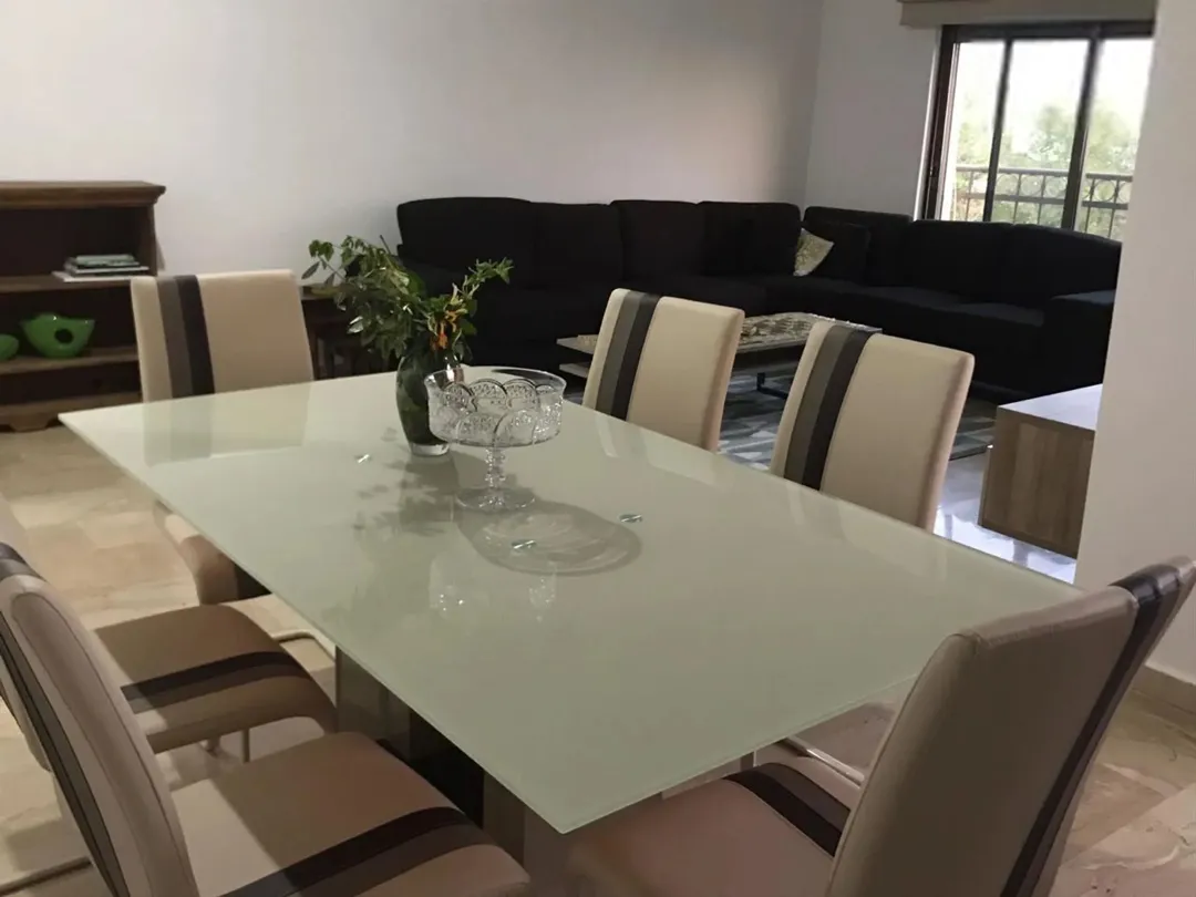 Furnished 2-bedroom apartment for annual rent — between Abdoun & Sweifieh — صورة 5