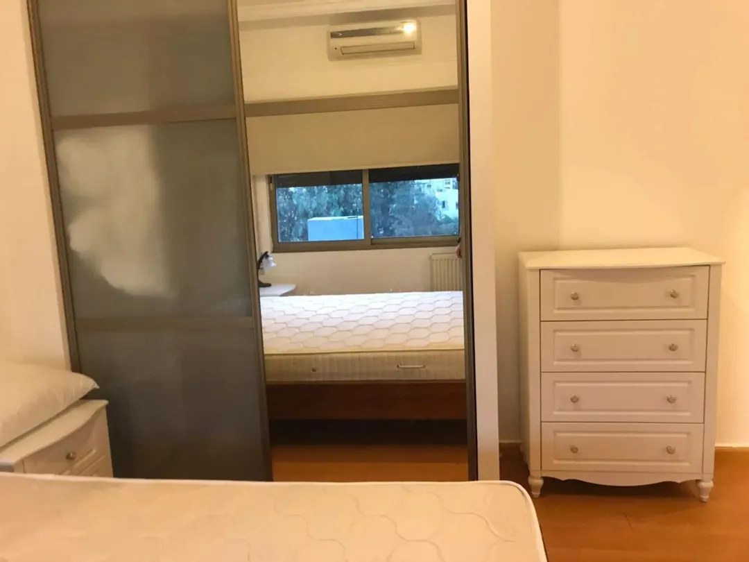 Furnished 2-bedroom apartment for annual rent — between Abdoun & Sweifieh