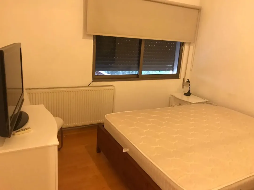 Furnished 2-bedroom apartment for annual rent — between Abdoun & Sweifieh