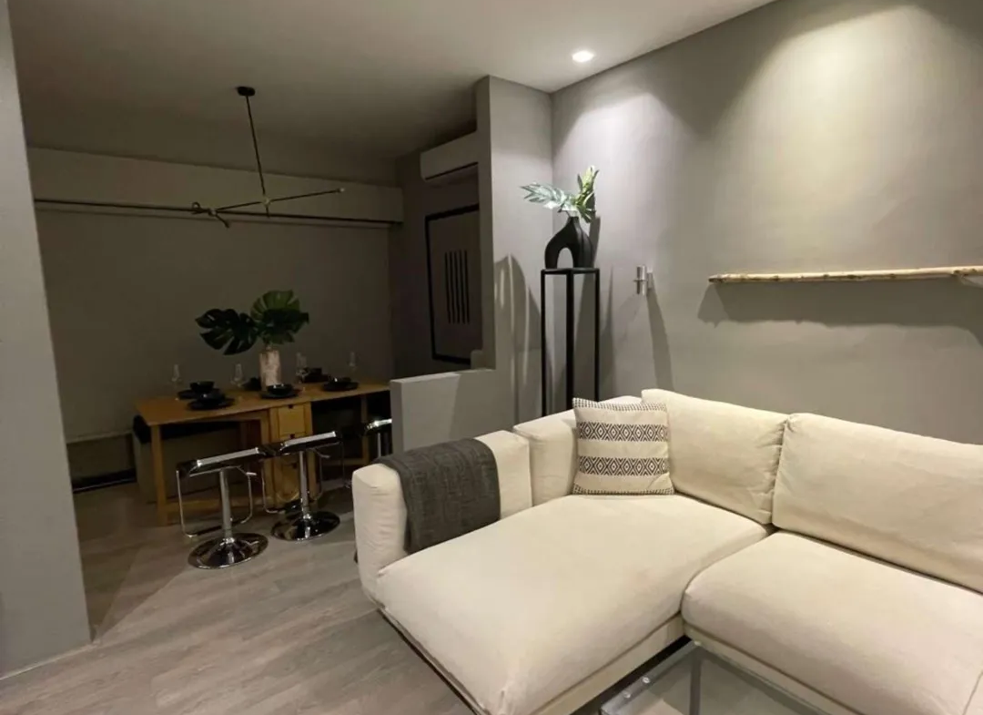 1080